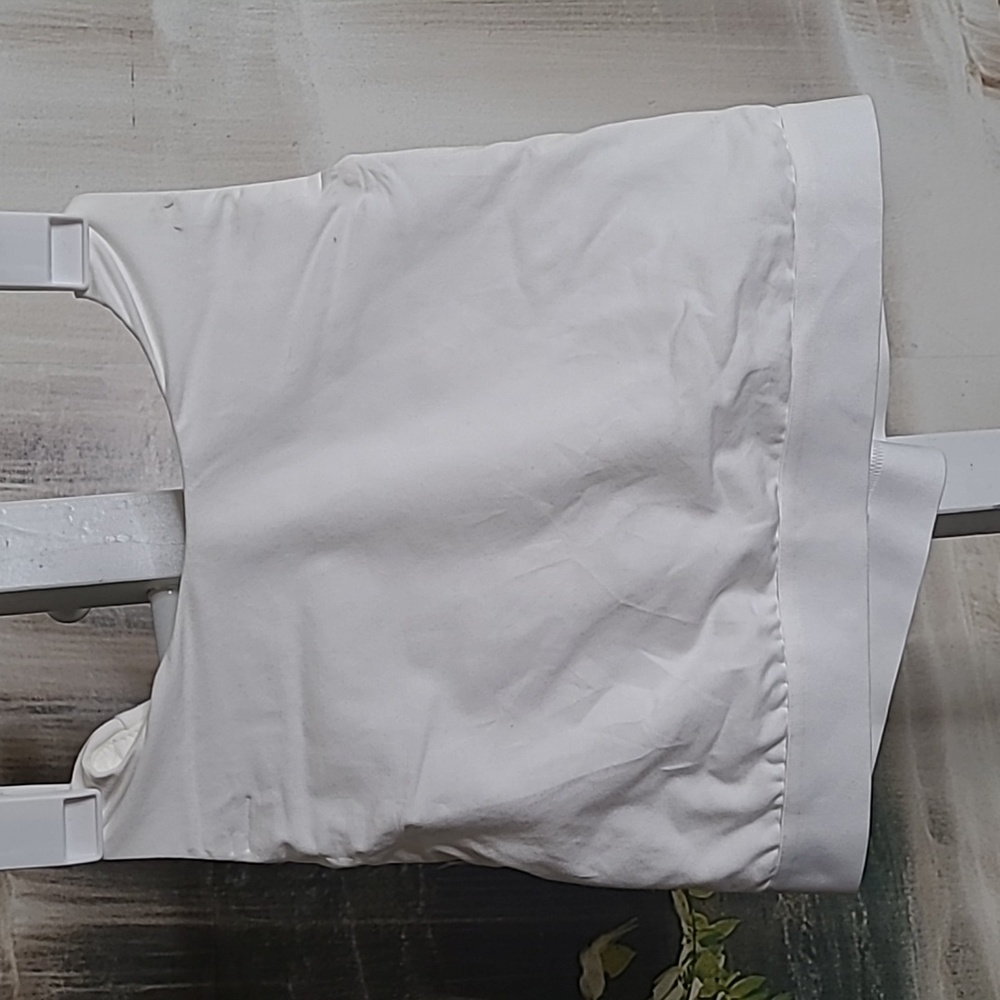 New with tags! Auden Womens size XL white bralette for sizes 38DD 40D